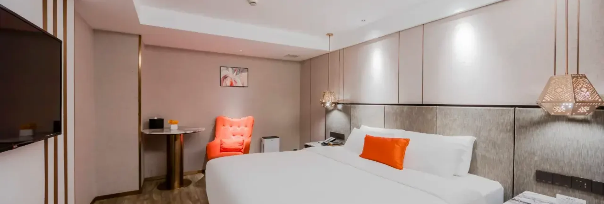 Chambre double A (écran mobile + minibar)