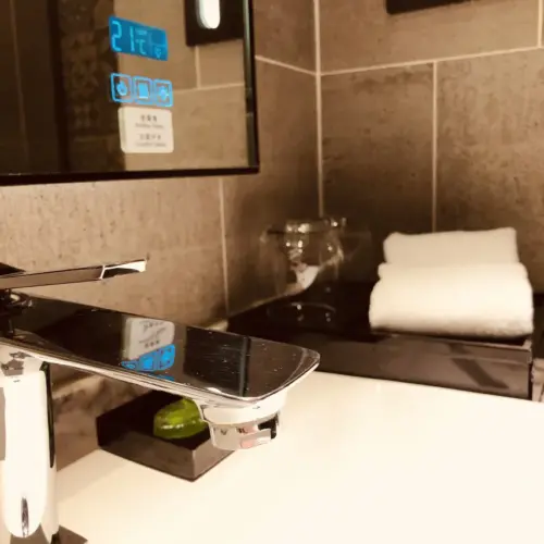 Double Bed Room A (Mobile Screen Casting + Minibar)