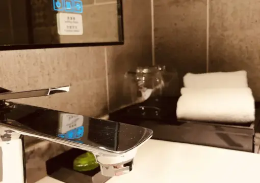 Double Bed Room A (Mobile Screen Casting + Minibar)
