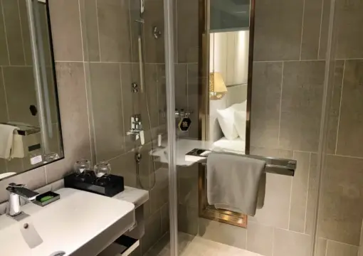 Double Bed Room A (Mobile Screen Casting + Minibar)