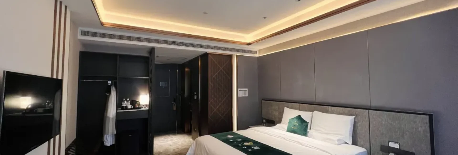 Habitación Queen con colchón de espuma viscoelástica