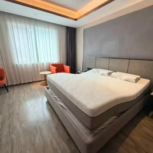 Queen Room With Memory Foam Mattress Queen Room With Memory Foam Mattress